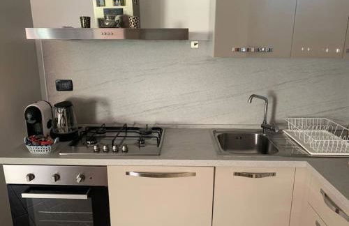 Arty Colourful Flat Close to Campus Bocconi - by Beahost Rentals - Foto 24