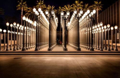 Modern Hollywood Home Sunset View & Free Parking - 10mins to Universal Studios - Foto 46