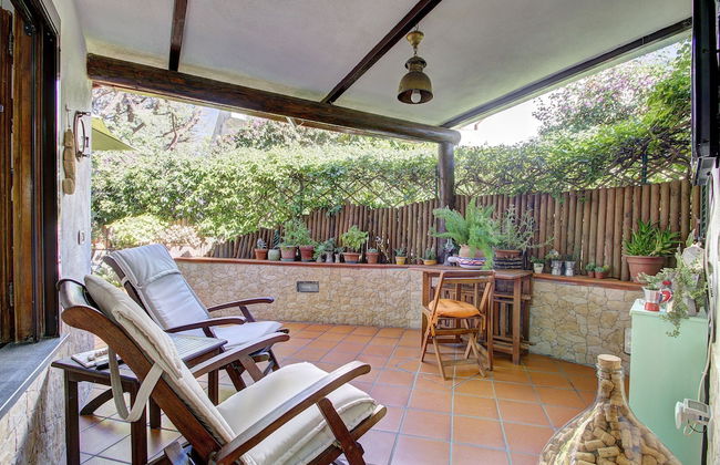 Lacco Cottage - Foto 20