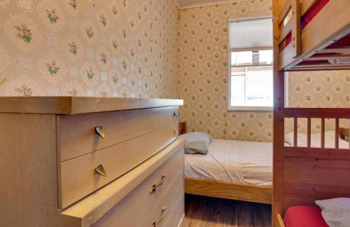 Shared Fire Pit and Kayaks Catskills Lake Retreat! - Foto 13