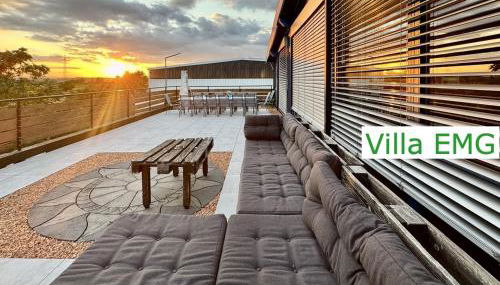 Ferienhaus Event Haus EMG Hockenheim für Familien und Gruppen bis 22 Personen mit Partyraum - Foto 5