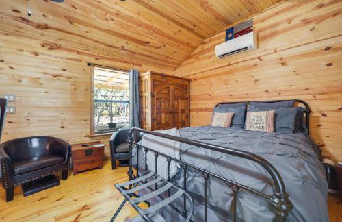 Happy Haven | Hill Country Couples Cabin Retreat - Foto 4
