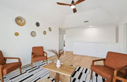 Wellness Oasis 5BR W Pool + Huge Yard + Fire Pit - Foto 30