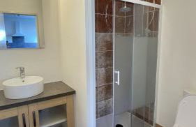 A6 Parking Wifi 1 chambre 3 lits, 1 canapé lit 2 à 6 personnes Réduc à la semaine ou mois - Foto 5