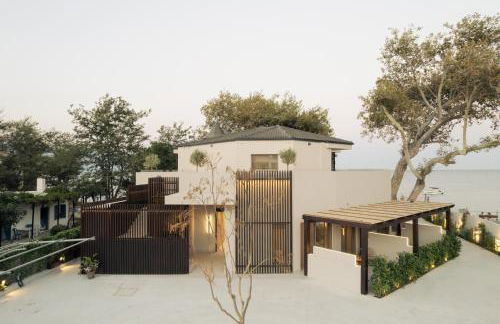 Beau Rivage Suites - Photo 9