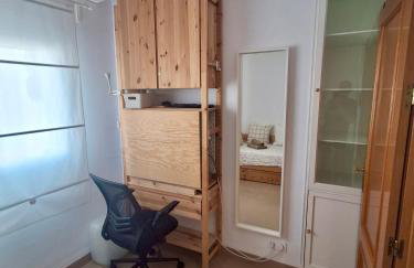 Central and Cozy Retreat - Ferienwohnung Almería - Foto 14