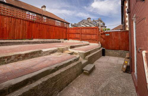 3BR Haven Retreat in Wallasey with FREE Street Parking - Foto 4