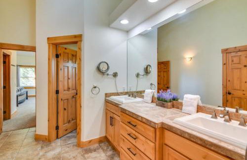 Mtn-View Cabin with Private Hot Tub in Georgetown! - Foto 16