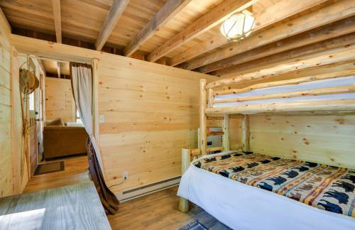 Adirondacks Cabin with Fire Pit on Otter Lake! - Foto 17