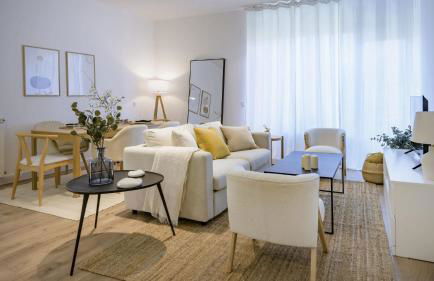 Avenida de San Luis 25, Design and comfort in the true style of Madrid, Book your getaway now! - Foto 57