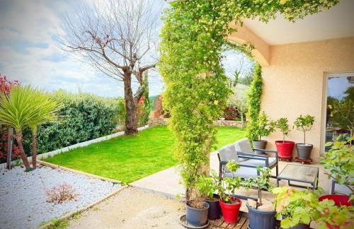 Vila Joyeuse - Foto 28