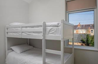 Blackpool Beauty! - Full House - Sleeps 9 - Photo 5