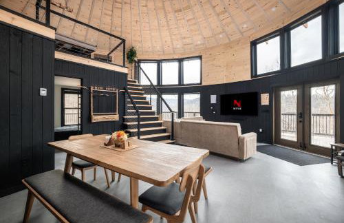 Skyline Yurt: Hot Tub~Wood Stove~WiFi~EVcharger - Foto 39