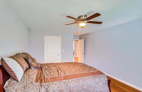 Louisville Retreat with Deck about 11 Mi to Downtown! - Foto 18