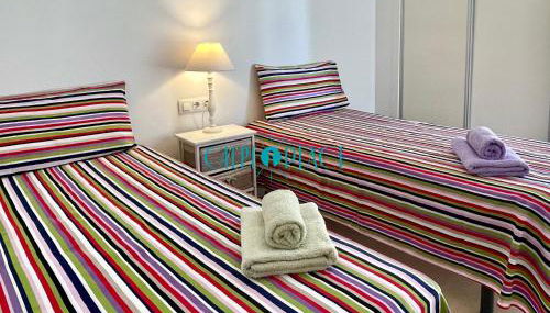 MENTA Apto. con piscina a solo 200m de la playa - Foto 4, towels, wardrobe