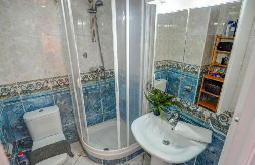 Palma Fiesta Apartment by Hello Homes Sitges - Photo 25