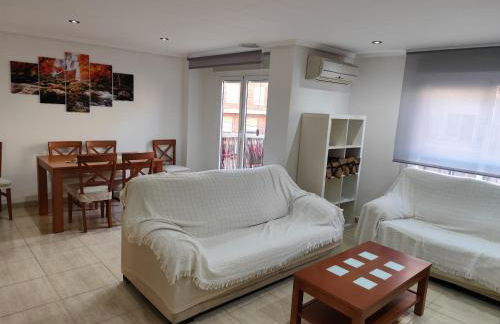 Elche Stay 2, Amplio con garaje, 3 Dorms, 1 Baño - Foto 5