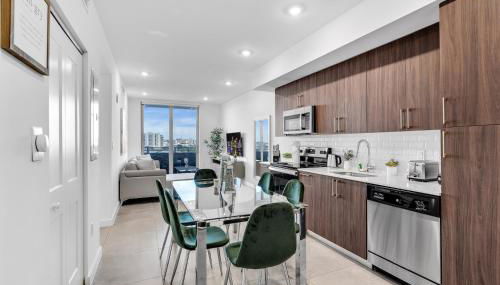 Gorgeous 3-Bed Retreat Mins from Bayside and Parking - Photo 1