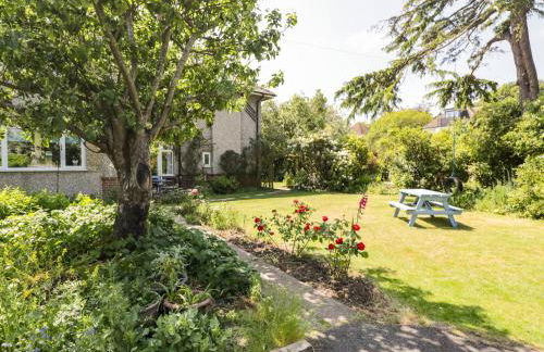 Molly's Place - Photo 31