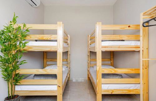 Casa espaçosa com quintal perto da lagoa - Foto 5