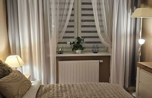 2 Bed Apartment in Zyrardow - Photo 9