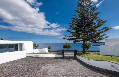 Sea Avenue Palace - Photo 2