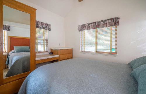 Luxury Cottage with Furnished Deck in Trinity, California - Foto 22