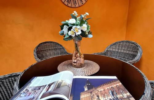 Secret Terrace Downtown Loft, Rooftop Terrace, 2 bedrooms, AC - Photo 5