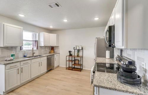 Fenced-In Yard Family Home 4 Mi to Dtwn Killeen! - Foto 4