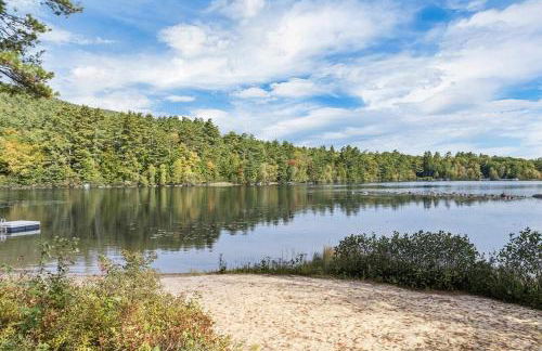 Tranquil NH Lakehouse Escape - Foto 45