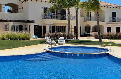Villa Cascata, 3 bedroom, Pool, close to Olhos de Agua - Foto 10