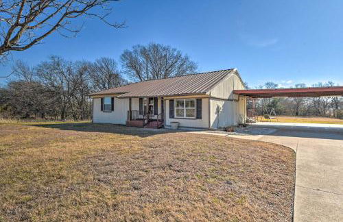 Charming Palmer Family Home on 5 Acres! - Foto 26