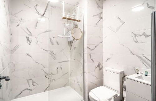 Modern 2 Bed Apartment in Waterloo Liverpool - Foto 5