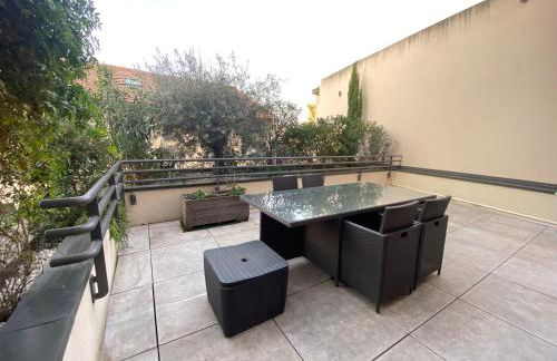 T3 au pied des Tours du Château - Foto 11