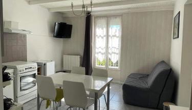 meublé 40m2 classé 2 étoiles. Lumineux les Mées 04190 - Foto 3