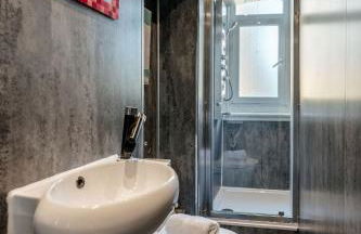 Cosy 1BR Sleeps 4 Quiet - Photo 30