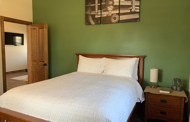 Trailhead Suites - Photo 15