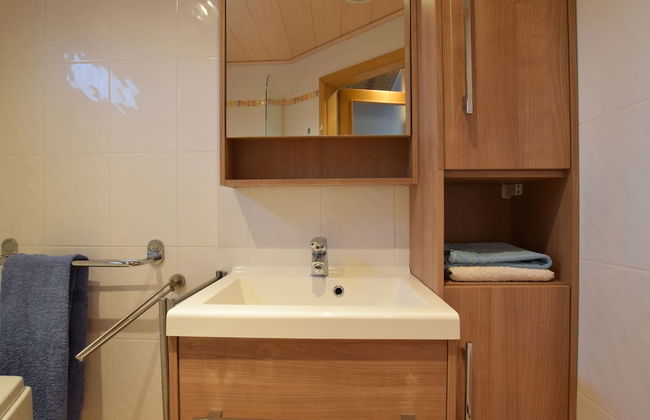 Comfortable Cottage Near Lake Cherapont - Photo 12