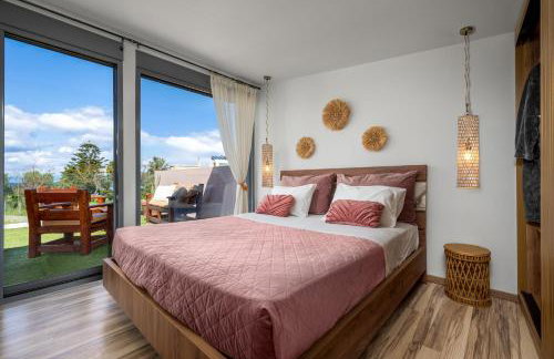 Antonakis Villa Secret Pool & Hot Tub Hideaway - Photo 31