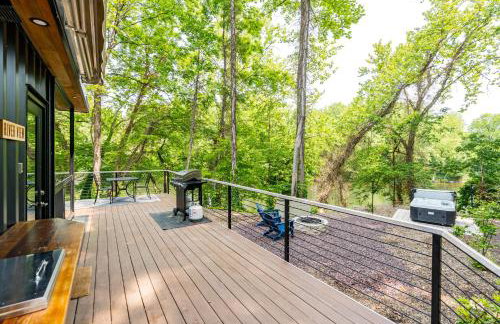 Riverside Tiny Cabin w Hot Tub, Fire Pit, & Kayaks - Foto 30