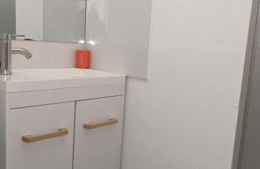 Au chalet d'Illiers Combray, grand jardin arboré - Foto 13