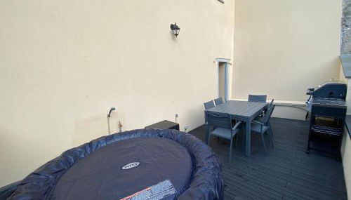 3 pièces spacieux plein centre, parking,clim, terrasse, jardin - Foto 2