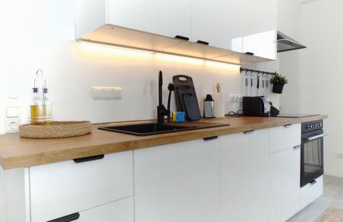 Moderne Wohnung mit Balkon ideal für Familien und Geschäftsreisende - Photo 27