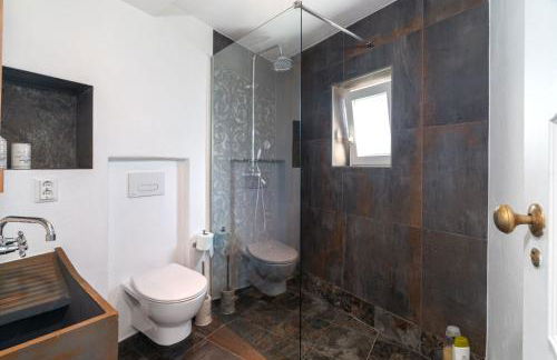 Casa Estábulo- Cozy Rustic Farmhouse LOFT TOURO - Foto 6