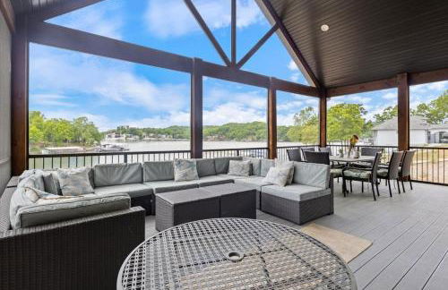 Luxury Home on Cove with Boat Slips, Waterslides, and Jump Deck - Foto 67