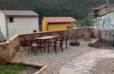 Caserío de Ovejuela - Foto 63