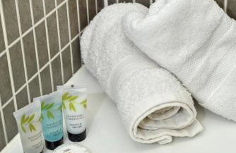 The Vizion serviced apartments from Pincott Properties - free parking, private balcony, and WiFi - Photo 58