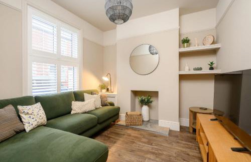 Stylish 3BR Townhouse Sleeps 6 Near City Centre - Foto 4
