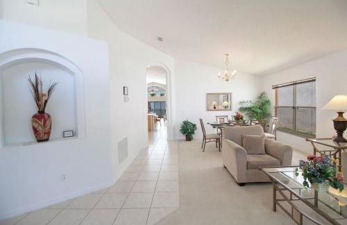 Private Pool Home at Seasons Community - Foto 9