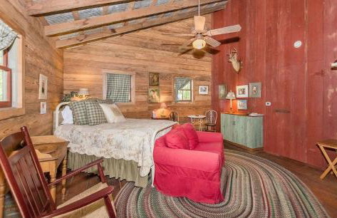 Ada's Peach Street Hideaway - Foto 26